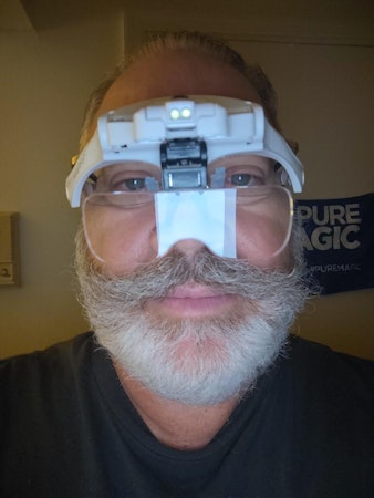 Illuminated Headband Magnifier Visor & 5 Detachable Lenses 1X,1.5X,2X, –  MagniPros