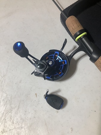 ICX Frost Carbon Inline Ice Fishing Reel, Blue / Left Hand